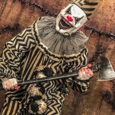 Vertigo the Clown (Distressed)